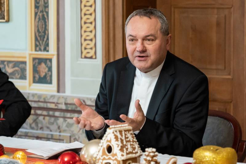 2025_11_27_adventi sajtotajekoztato_11.jpg